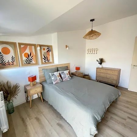 בית נופש Maison De 6 Personnes *